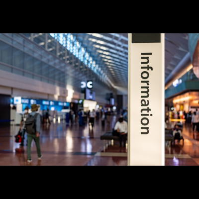 海外経験豊富な現役CAがお届けするトラベル英会話